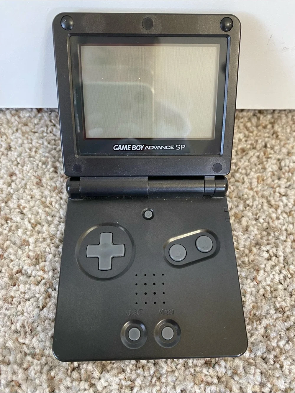 Portable Gaming Console (Nintendo Game Boy Advance SP)